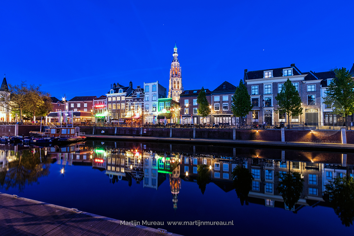 Het Blauwe Uurtje aan de Haven van Breda